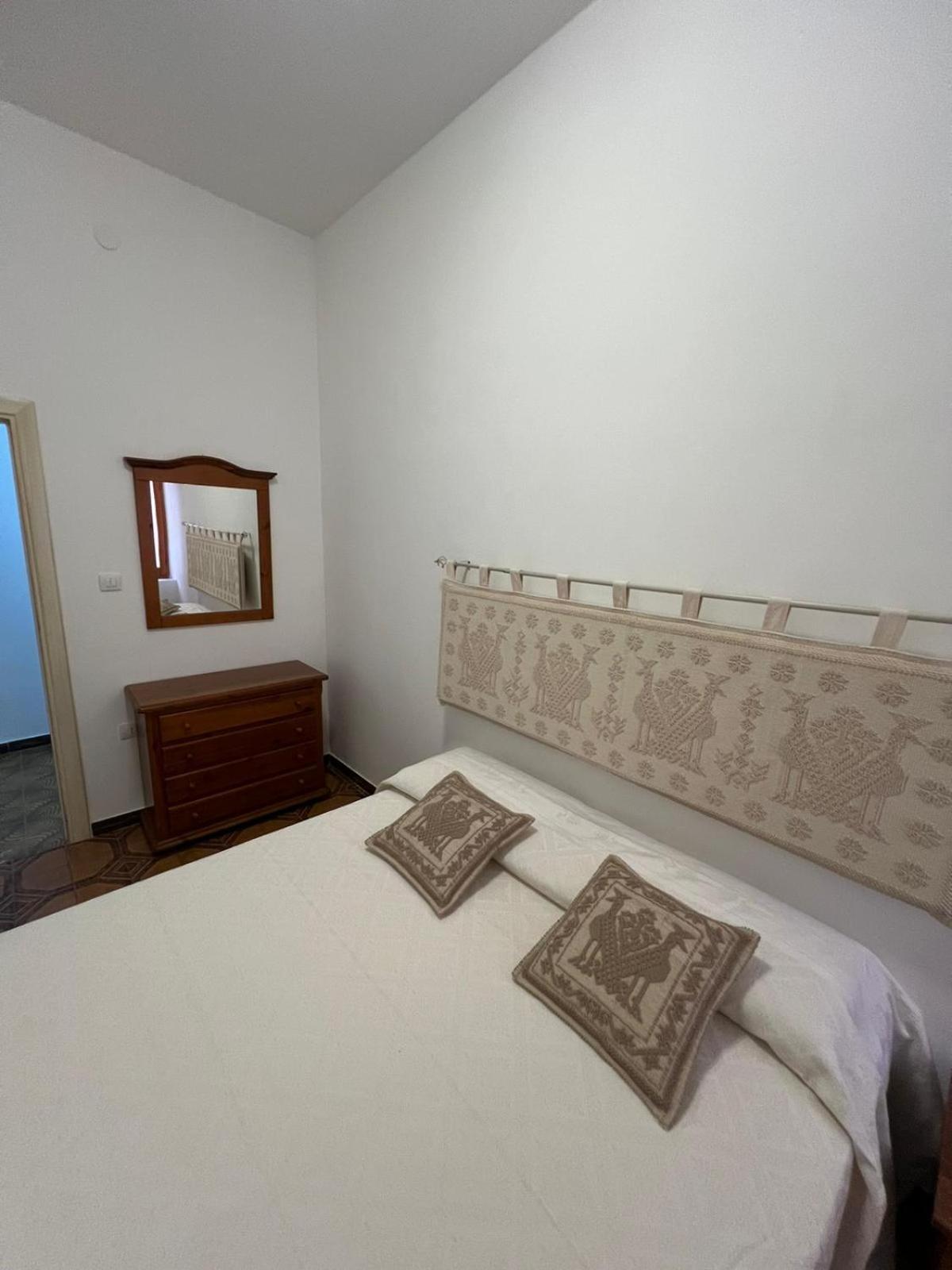 B&B Via Dei Mille Castelsardo Eksteriør bilde