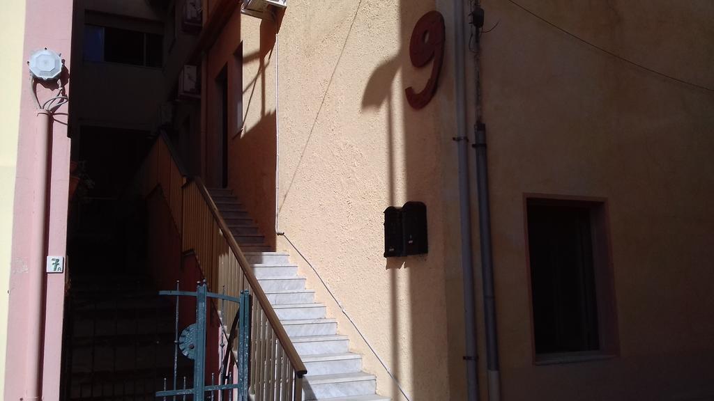B&B Via Dei Mille Castelsardo Eksteriør bilde